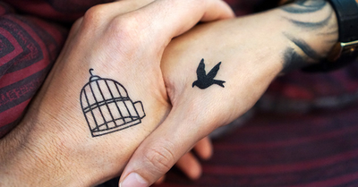 Beweisen Sie Ihre Liebe mit diesen vergänglichen Tattoos, die Sie sogar als Paar machen können!