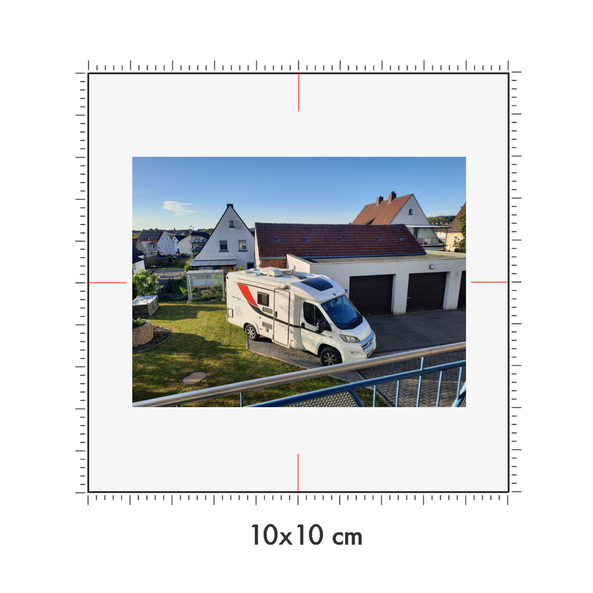 10 x 10 cm