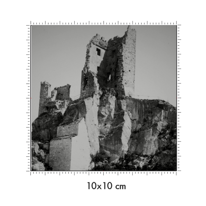 10 x 10 cm