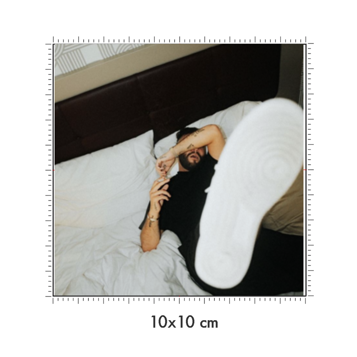 10 x 10 cm