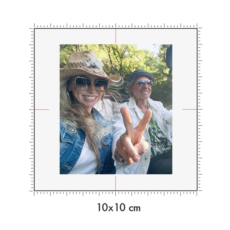 10 x 10 cm