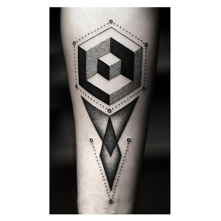 Tatouage éphémère temporaire géométrique cube flèche