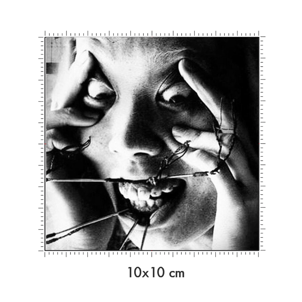 10 x 10 cm